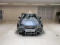 2017 Volvo V40