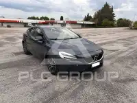 2017 Volvo V40