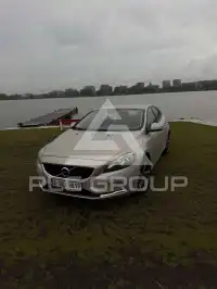 2017 Volvo V40