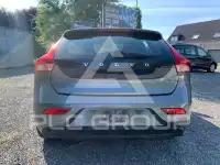 2017 Volvo V40