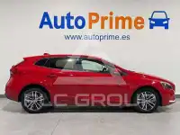 2017 Volvo V40