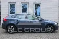 2017 Volvo V40