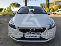 2017 Volvo V40