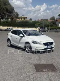 2017 Volvo V40