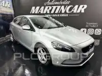 2017 Volvo V40