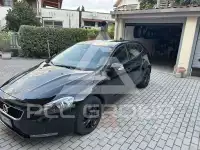 2017 Volvo V40