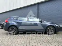 2017 Volvo V40