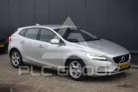 2017 Volvo V40