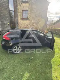 2017 Volvo V40