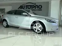 2017 Volvo V40