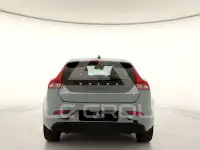 2017 Volvo V40