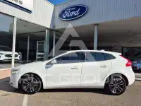 2017 Volvo V40