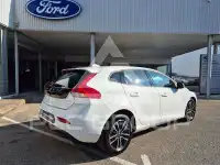 2017 Volvo V40