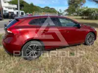 2017 Volvo V40