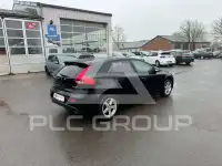 2017 Volvo V40