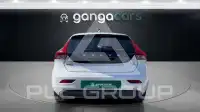2017 Volvo V40