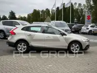 2017 Volvo V40