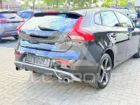 2017 Volvo V40