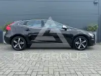 2017 Volvo V40