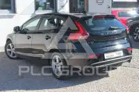 2017 Volvo V40