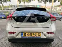 2017 Volvo V40