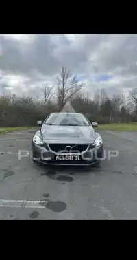 2017 Volvo V40