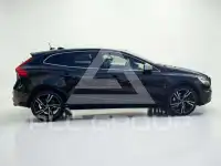 2017 Volvo V40