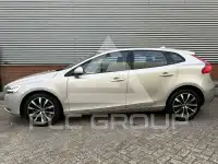2017 Volvo V40
