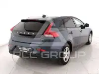 2017 Volvo V40