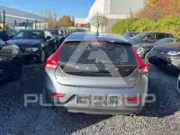 2017 Volvo V40