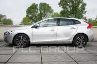 2017 Volvo V40