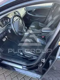 2017 Volvo V40