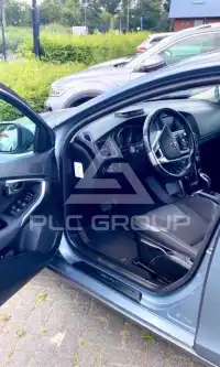2017 Volvo V40