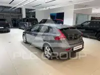 2017 Volvo V40