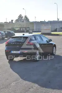 2017 Volvo V40
