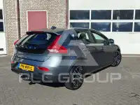 2017 Volvo V40