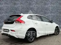 2017 Volvo V40