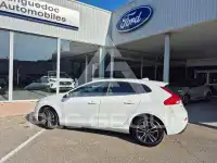 2017 Volvo V40
