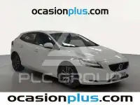 2017 Volvo V40