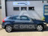 2017 Volvo V40