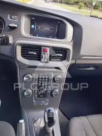 2017 Volvo V40