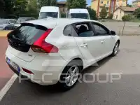 2017 Volvo V40