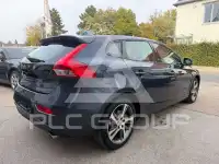 2017 Volvo V40