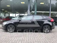 2017 Volvo V40