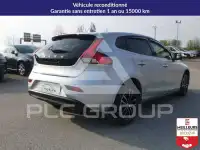 2017 Volvo V40