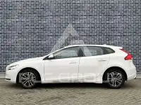 2017 Volvo V40