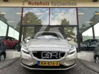 2017 Volvo V40