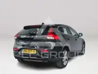 2017 Volvo V40