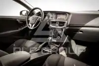 2017 Volvo V40
