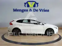2017 Volvo V40